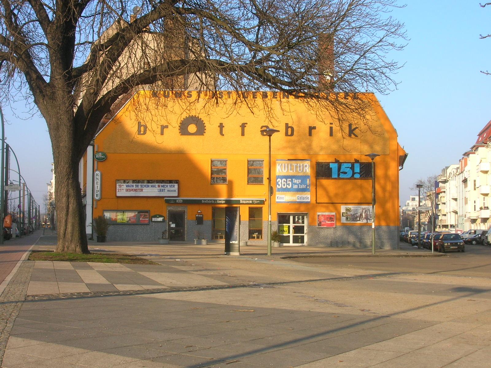 Brotfabrik - Caligariplatz 1, 13086 Berlin, an der "Weißenseer Spitze"